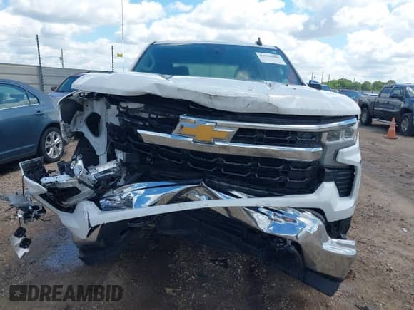 2022 Chevrolet Silverado 1500 LT with VIN 2GCUDDED0N1513978, listed as a IAAI auction lot 42188466 with 62,997 mi miles and . Bid and sale history available at DreamBid. Image 12.