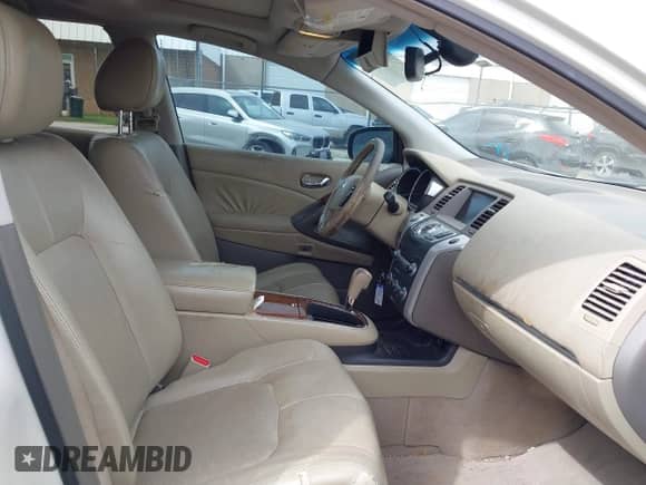 2009 Nissan Murano S z VIN JN8AZ18W69W137810, wystawiony jako IAAI lot #42174267 z przebiegiem 178 538 mil mil oraz . Historia ofert i sprzedaży dostępna na DreamBid. Obrazek 5.