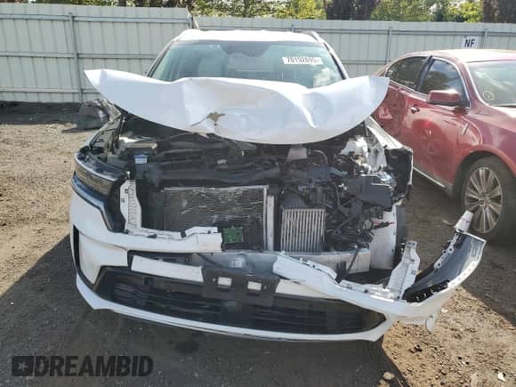 2023 Kia Sorento SX Prestige with VIN KNDRKDLG0P5219734, listed as a Copart auction lot 70192695 with 38,598 mi miles and Salvage title. Bid and sale history available at DreamBid. Image 5.