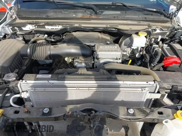 2023 Ram 1500 Lone Star z VIN 1C6RREBT8PN553095, wystawiony jako IAAI lot #41647688 z przebiegiem 18 574 mil mil oraz . Historia ofert i sprzedaży dostępna na DreamBid. Obrazek 10.