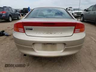 2004 Dodge Intrepid SE with VIN 2B3HD46R44H590615, listed as a Copart auction lot 71777444 with 153,783 mi miles and Clean title. Bid and sale history available at DreamBid. Image 6.