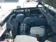 2003 Chevrolet Silverado 2500HD LS z VIN 1GCHK23U93F155736, wystawiony jako IAAI lot #42825912 z przebiegiem 195 691 mil mil oraz . Historia ofert i sprzedaży dostępna na DreamBid. Obrazek 19.