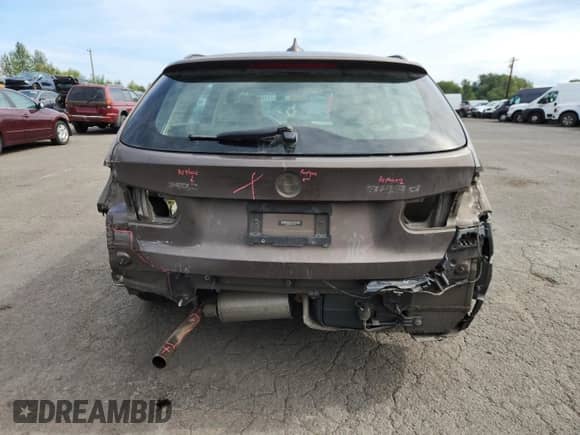 2014 BMW 3 Series 328d xDrive с VIN WBA3K5C56EF776405, выставлен на аукционе Copart как лот 71128295 с пробегом 137 948 миль миль и Списание • Salvage title. История ставок и продаж доступна на DreamBid. Изображение 6.