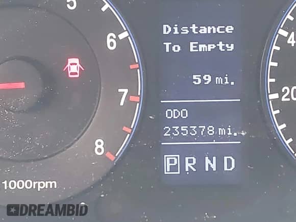 2011 Hyundai Azera Limited z VIN KMHFC4DF6BA552635, wystawiony jako IAAI lot #42816840 z przebiegiem 235 378 mil mil oraz . Historia ofert i sprzedaży dostępna na DreamBid. Obrazek 6.