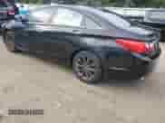 2011 Hyundai Sonata SE z VIN 5NPEC4AC6BH283197, wystawiony jako Copart lot #82345705 z przebiegiem 160 137 mil mil oraz Szkoda całkowita • Salvage title. Historia ofert i sprzedaży dostępna na DreamBid. Obrazek 2.