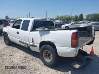 2000 Chevrolet Silverado 1500 LS z VIN 2GCEK19V0Y1163381, wystawiony jako IAAI lot #43181153 z przebiegiem 246 904 mil mil oraz . Historia ofert i sprzedaży dostępna na DreamBid. Obrazek 3.