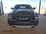 2020 Ram 1500 Rebel z VIN 1C6SRFLT4LN385004, wystawiony jako Copart lot #81076245 z przebiegiem 74 355 mil mil oraz Szkoda całkowita • Salvage title. Historia ofert i sprzedaży dostępna na DreamBid. Obrazek 5.