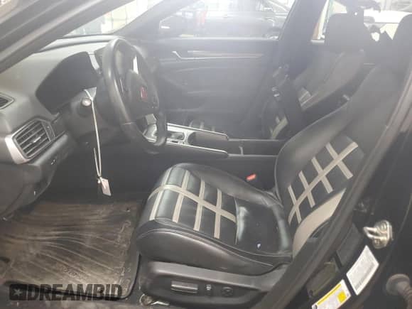 2019 Honda Accord Sport z VIN 1HGCV2E39KA024356, wystawiony jako Copart lot #51615855 z przebiegiem 57 331 mil mil oraz Szkoda całkowita • Salvage title. Historia ofert i sprzedaży dostępna na DreamBid. Obrazek 7.