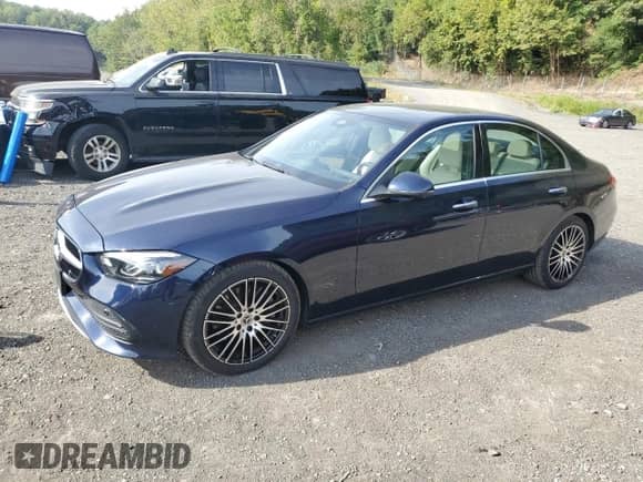 2022 Mercedes-Benz C 300 с VIN W1KAF4HB0NR019639, выставлен на аукционе Copart как лот 70110945 с пробегом 34 747 миль миль и Списание • Salvage title. История ставок и продаж доступна на DreamBid. Изображение 1.