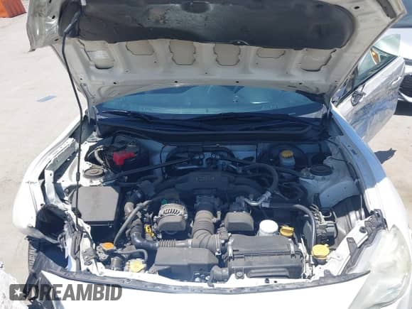 2014 Scion FR-S z VIN JF1ZNAA13E8702270, wystawiony jako IAAI lot #42521922 z przebiegiem 134 110 mil mil oraz . Historia ofert i sprzedaży dostępna na DreamBid. Obrazek 10.