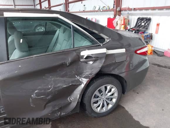 2015 Toyota Camry LE с VIN 4T4BF1FKXFR503379, выставлен на аукционе IAAI как лот 43484322 с пробегом 119 531 миль миль и . История ставок и продаж доступна на DreamBid. Изображение 6.