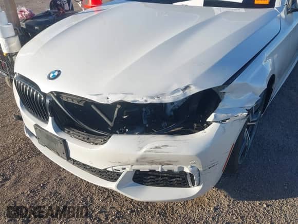 2019 BMW 7 Series 750i with VIN WBA7F0C58KGM24778, listed as a IAAI auction lot 41740384 with Not provided miles and . Bid and sale history available at DreamBid. Image 6.