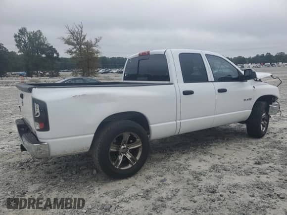2008 Dodge 1500 SLT z VIN 1D7HA18N48S537627, wystawiony jako Copart lot #84607455 z przebiegiem 331 879 mil mil oraz Szkoda całkowita • Salvage title. Historia ofert i sprzedaży dostępna na DreamBid. Obrazek 3.