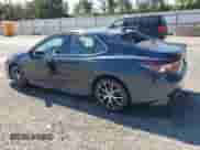 2021 Toyota Camry SE Nightshade z VIN 4T1G11AK5MU415651, wystawiony jako Copart lot #80165355 z przebiegiem 85 606 mil mil oraz Szkoda całkowita • Salvage title. Historia ofert i sprzedaży dostępna na DreamBid. Obrazek 2.