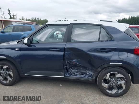2025 Hyundai Venue SEL с VIN KMHRC8A31SU370290, выставлен на аукционе IAAI как лот 42699411 с пробегом 4 004 миль миль и . История ставок и продаж доступна на DreamBid. Изображение 14.