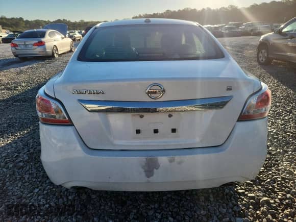 2015 Nissan Altima SL with VIN 1N4AL3AP9FN318502, listed as a Copart auction lot 86129575 with 193,702 mi miles and Salvage title. Bid and sale history available at DreamBid. Image 6.