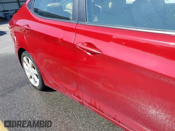 2011 Hyundai Elantra GLS z VIN KMHDH4AE1BU131280, wystawiony jako IAAI lot #42718484 z przebiegiem 141 840 mil mil oraz . Historia ofert i sprzedaży dostępna na DreamBid. Obrazek 6.