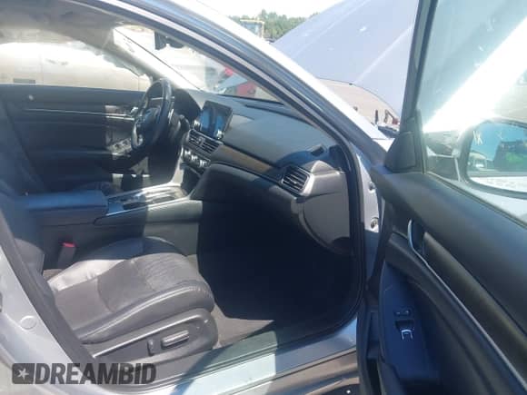 2018 Honda Accord EX-L with VIN 1HGCV3F50JA015873, listed as a IAAI auction lot 43141766 with 152,543 mi miles and . Bid and sale history available at DreamBid. Image 5.