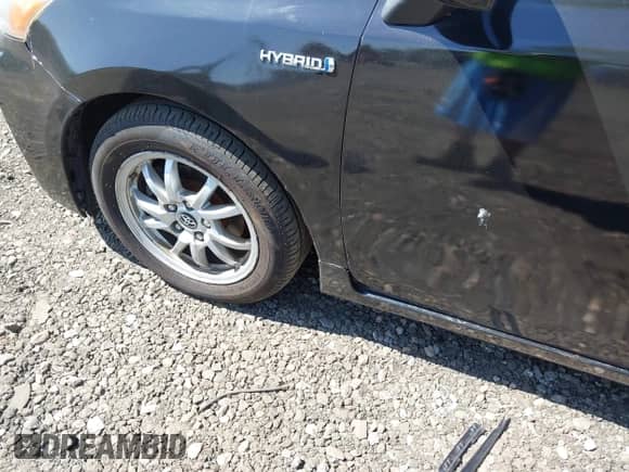 2016 Toyota Prius Two z VIN JTDZN3EU4GJ046408, wystawiony jako IAAI lot #42546059 z przebiegiem 397 469 mil mil oraz . Historia ofert i sprzedaży dostępna na DreamBid. Obrazek 18.