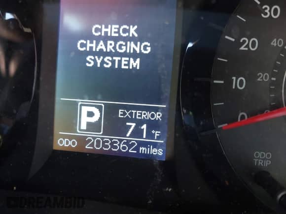2015 Toyota Sienna L with VIN 5TDZK3DC0FS554362, listed as a IAAI auction lot 43345134 with 203,362 mi miles and . Bid and sale history available at DreamBid. Image 16.