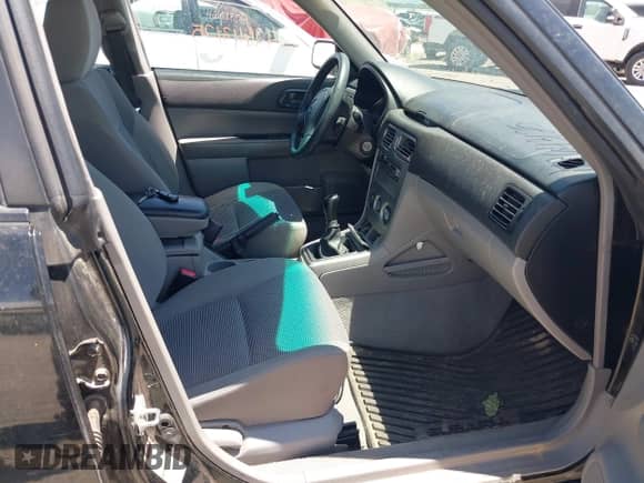 2007 Subaru Forester X with VIN JF1SG63627G708586, listed as a IAAI auction lot 42643125 with 155,196 mi miles and . Bid and sale history available at DreamBid. Image 5.