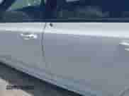 2023 Chrysler 300 S с VIN 2C3CCABG2PH562772, выставлен на аукционе IAAI как лот 42788353 с пробегом 49 695 миль миль и . История ставок и продаж доступна на DreamBid. Изображение 18.