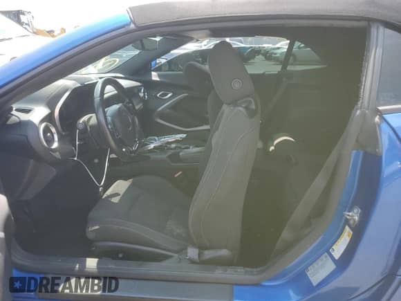 2017 Chevrolet Camaro 1LT с VIN 1G1FB3DX2H0105771, выставлен на аукционе Copart как лот 62717184 с пробегом 78 200 миль миль и Списание • Salvage title. История ставок и продаж доступна на DreamBid. Изображение 7.