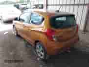 2019 Chevrolet Spark LS z VIN KL8CB6SA4KC704650, wystawiony jako IAAI lot #42583316 z przebiegiem 73 829 mil mil oraz . Historia ofert i sprzedaży dostępna na DreamBid. Obrazek 3.