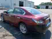 2013 Nissan Maxima SV z VIN 1N4AA5AP3DC834462, wystawiony jako IAAI lot #42783351 z przebiegiem 187 671 mil mil oraz . Historia ofert i sprzedaży dostępna na DreamBid. Obrazek 3.