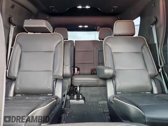 2021 Chevrolet Tahoe Premier with VIN 1GNSKSKD7MR131224, listed as a Copart auction lot 60678085 with 22,900 mi miles and Clean title. Bid and sale history available at DreamBid. Image 10.