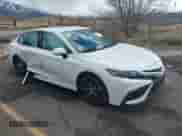 2023 Toyota Camry SE с VIN 4T1G11AK6PU813746, выставлен на аукционе IAAI как лот 41210012 с пробегом 34 717 миль миль и . История ставок и продаж доступна на DreamBid. Изображение 1.