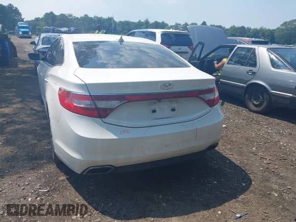2016 Hyundai Azera с VIN KMHFG4JG9GA507584, выставлен на аукционе IAAI как лот 42649350 с пробегом 103 734 миль миль и . История ставок и продаж доступна на DreamBid. Изображение 16.