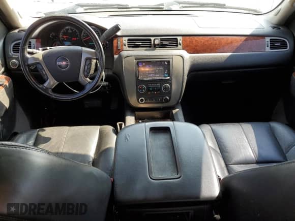 2010 GMC Sierra 1500 SLT z VIN 3GTRKWE2XAG147938, wystawiony jako Copart lot #81413155 z przebiegiem 236 393 mil mil oraz Szkoda całkowita • Salvage title. Historia ofert i sprzedaży dostępna na DreamBid. Obrazek 8.