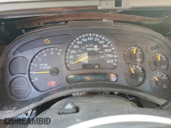 2005 Chevrolet Silverado 1500 z VIN 1GCEC14T45Z271864, wystawiony jako Copart lot #84507104 z przebiegiem 191 813 mil mil oraz Szkoda całkowita • Salvage title. Historia ofert i sprzedaży dostępna na DreamBid. Obrazek 9.