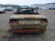 2017 Ford Mustang V6 z VIN 1FATP8EM3H5331887, wystawiony jako Copart lot #53129245 z przebiegiem Nie podano mil oraz Nie do naprawy • Non repairable. Historia ofert i sprzedaży dostępna na DreamBid. Obrazek 6.