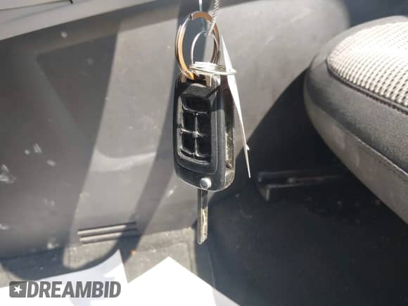 2012 Chevrolet Equinox 2LT z VIN 2GNFLNE50C6375781, wystawiony jako IAAI lot #42868893 z przebiegiem 153 937 mil mil oraz . Historia ofert i sprzedaży dostępna na DreamBid. Obrazek 11.