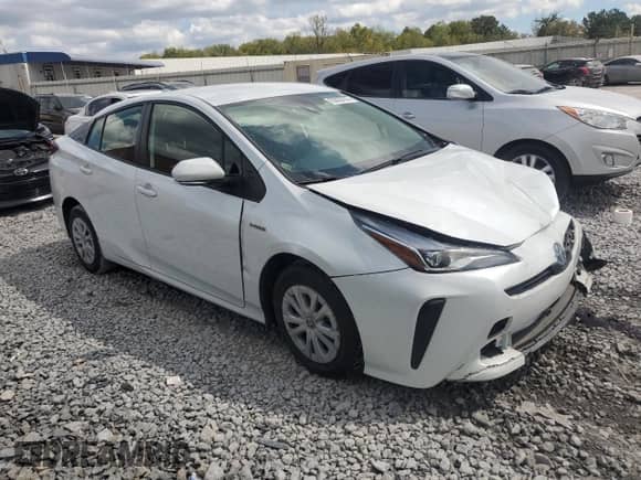 2022 Toyota Prius L Eco with VIN JTDKAMFU3N3158586, listed as a Copart auction lot 83820705 with 41,773 mi miles and Salvage title. Bid and sale history available at DreamBid. Image 4.