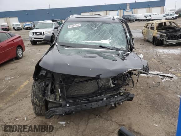 2021 Chevrolet Suburban LT with VIN 1GNSKCKD9MR404153, listed as a Copart auction lot 82311344 with Not provided miles and Salvage title. Bid and sale history available at DreamBid. Image 5.
