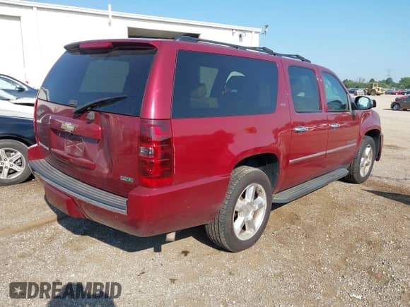2011 Chevrolet Suburban LTZ с VIN 1GNSKKE37BR217178, выставлен на аукционе IAAI как лот 42948858 с пробегом 217 649 миль миль и . История ставок и продаж доступна на DreamBid. Изображение 4.