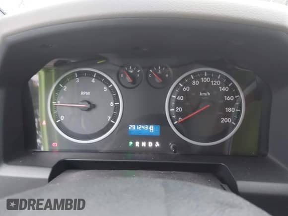 2010 Dodge 1500 SLT z VIN 1D7RV1GT0AS132198, wystawiony jako IAAI lot #43523446 z przebiegiem 291 243 mil mil oraz . Historia ofert i sprzedaży dostępna na DreamBid. Obrazek 7.