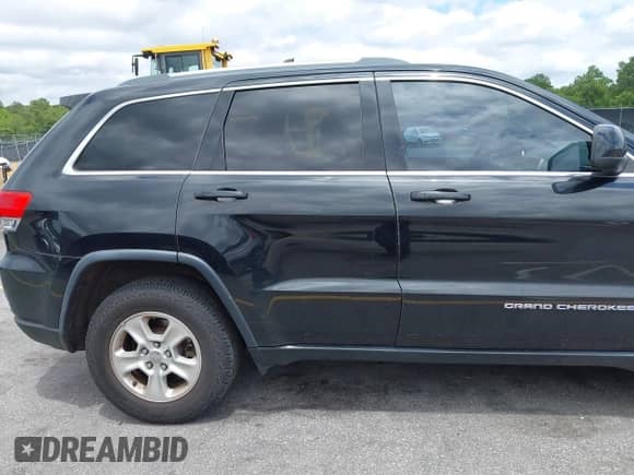 2016 Jeep Grand Cherokee Laredo with VIN 1C4RJEAG0GC320683, listed as a IAAI auction lot 42379025 with 124,750 mi miles and . Bid and sale history available at DreamBid. Image 17.