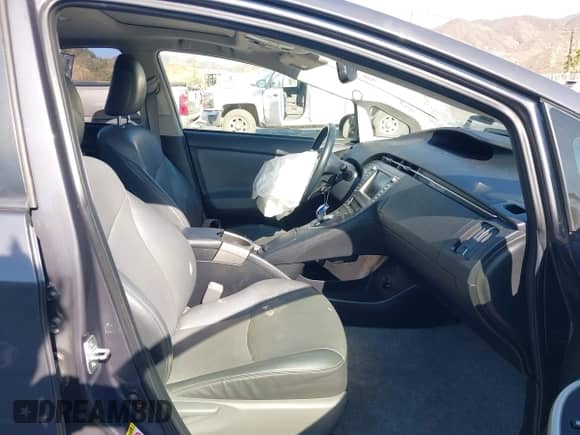 2013 Toyota Prius One с VIN JTDKN3DU7D5647156, выставлен на аукционе IAAI как лот 43130132 с пробегом Не указан миль и . История ставок и продаж доступна на DreamBid. Изображение 5.