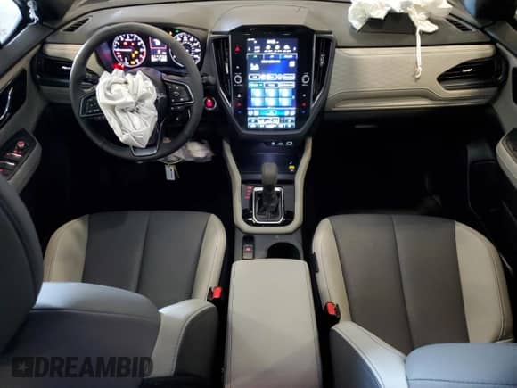 2025 Subaru Forester Limited z VIN JF2SLDNC4SH540399, wystawiony jako Copart lot #67517175 z przebiegiem 1 563 mil mil oraz Szkoda całkowita • Salvage title. Historia ofert i sprzedaży dostępna na DreamBid. Obrazek 8.