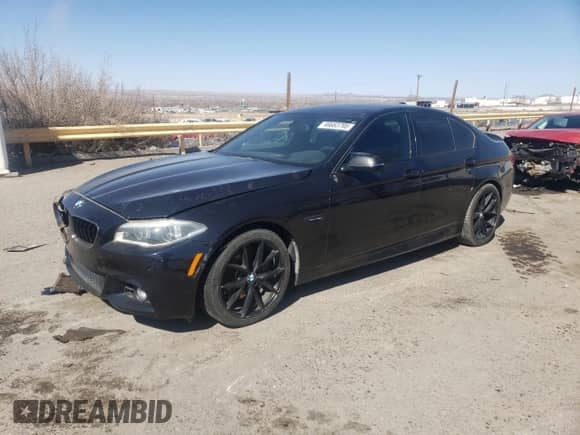 2015 BMW 5 Series 550i с VIN WBAKN9C50FD961489, выставлен на аукционе Copart как лот 46683795 с пробегом 90 235 миль миль и Списание • Salvage title. История ставок и продаж доступна на DreamBid. Изображение 1.