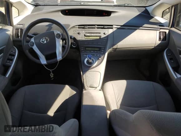 2010 Toyota Prius III with VIN JTDKN3DU2A0180141, listed as a Copart auction lot 82595115 with 236,988 mi miles and Salvage title. Bid and sale history available at DreamBid. Image 8.