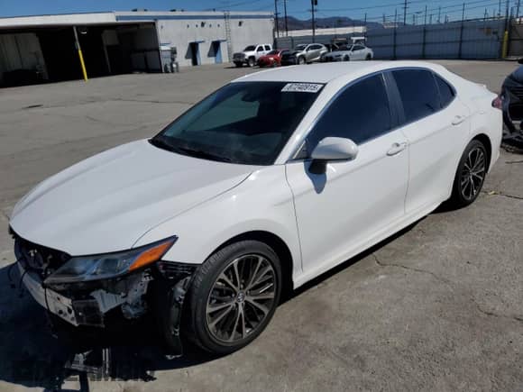 2018 Toyota Camry SE с VIN 4T1B11HK3JU572509, выставлен на аукционе Copart как лот 87240915 с пробегом 66 168 миль миль и Списание • Salvage title. История ставок и продаж доступна на DreamBid. Изображение 1.
