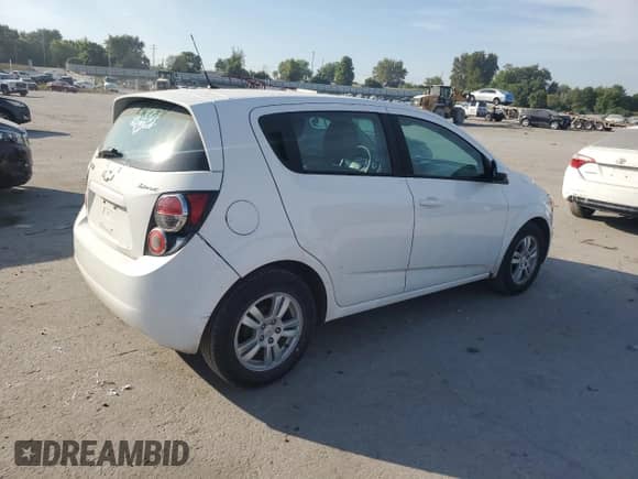 2012 Chevrolet Sonic LS с VIN 1G1JA6SH0C4146010, выставлен на аукционе Copart как лот 71526305 с пробегом 1 585 миль миль и Списание • Salvage title. История ставок и продаж доступна на DreamBid. Изображение 3.