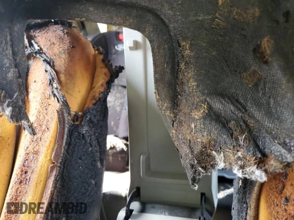 2010 Chevrolet Equinox 2LT z VIN 2CNFLNEY6A6259979, wystawiony jako Copart lot #65053525 z przebiegiem Nie podano mil oraz Szkoda całkowita • Salvage title. Historia ofert i sprzedaży dostępna na DreamBid. Obrazek 10.