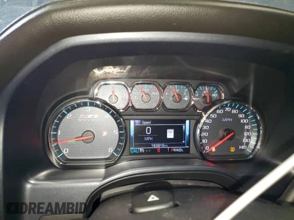 2017 Chevrolet Silverado 1500 LTZ z VIN 3GCUKSEJ0HG337297, wystawiony jako Copart lot #81415265 z przebiegiem 163 910 mil mil oraz Szkoda całkowita • Salvage title. Historia ofert i sprzedaży dostępna na DreamBid. Obrazek 9.