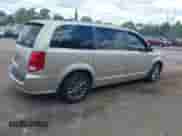 2014 Dodge Grand Caravan SXT с VIN 2C4RDGCG3ER308418, выставлен на аукционе IAAI как лот 43137146 с пробегом 91 571 миль миль и . История ставок и продаж доступна на DreamBid. Изображение 4.